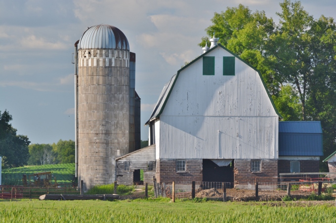 barn